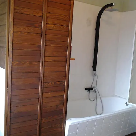 Finca Rossini Homestay *